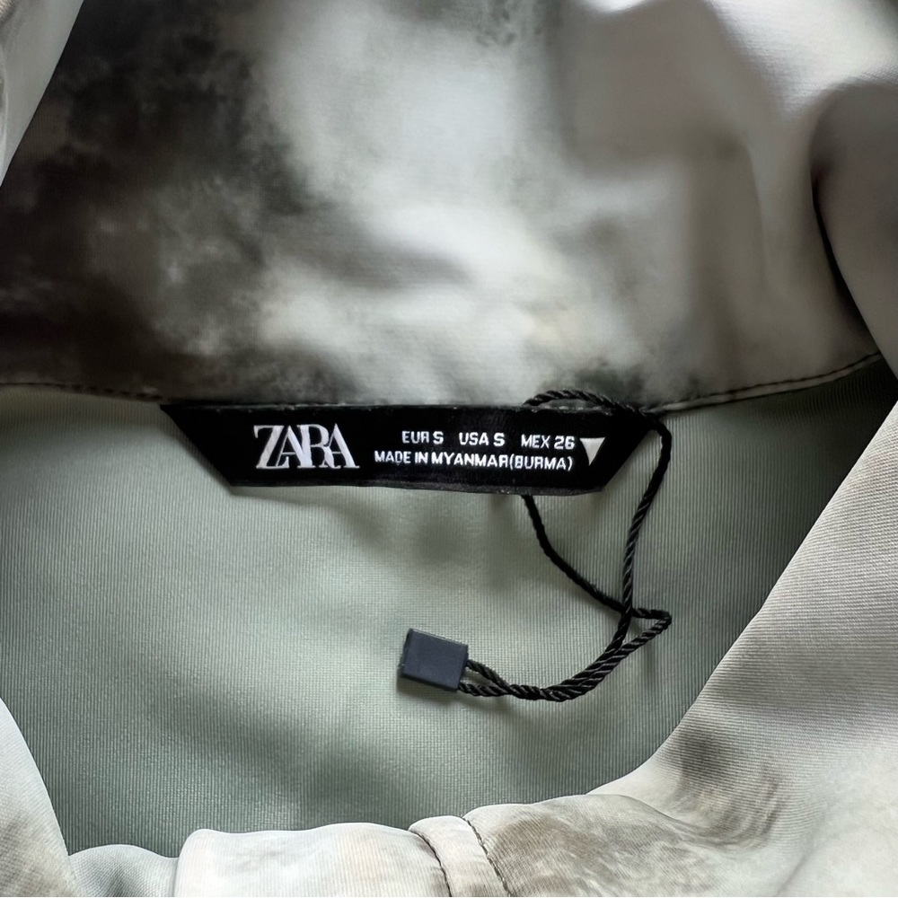 Zara Cropped Zip Up (Part of a Set) - Picture 4 of 4